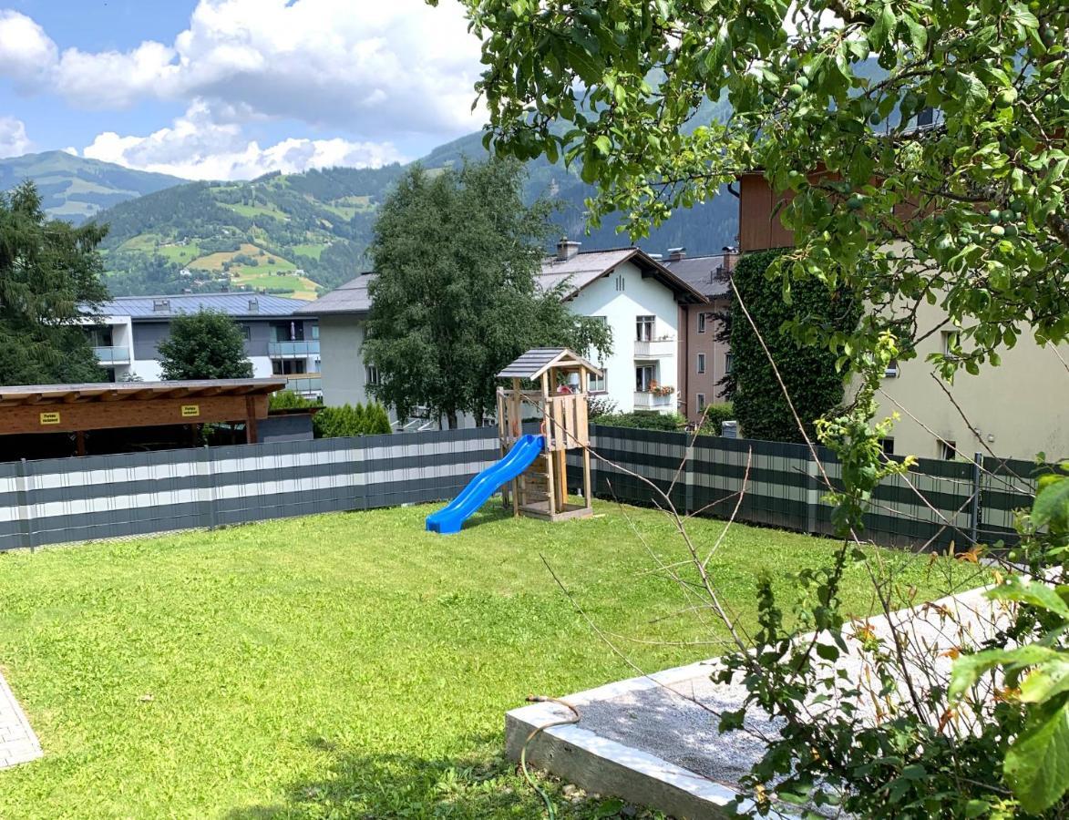 Haus Schmitten - Austrian Alpine Getaways Apartment เซลล์อัมเซ ภายนอก รูปภาพ