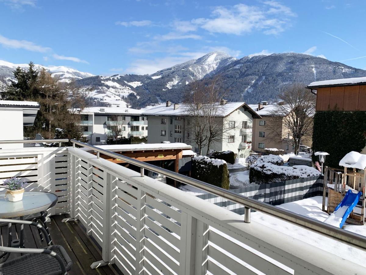 Haus Schmitten - Austrian Alpine Getaways Apartment เซลล์อัมเซ ภายนอก รูปภาพ